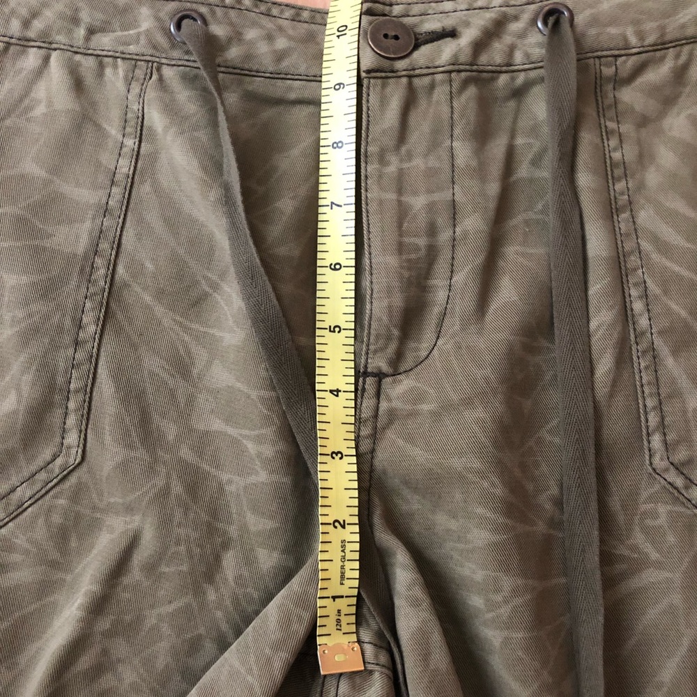 Lola Rae Green Drawstring Shorts 30 - Picture 4 of 7